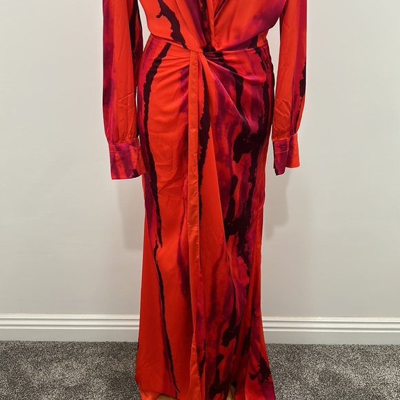 COPY - RED, LONG SLEEVE MAXI DRESS, SIZE LARGE FRONT SPLIT, - Picture 3 of 7